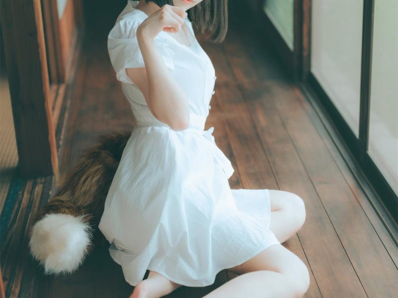 ElyEE子狐少女130p