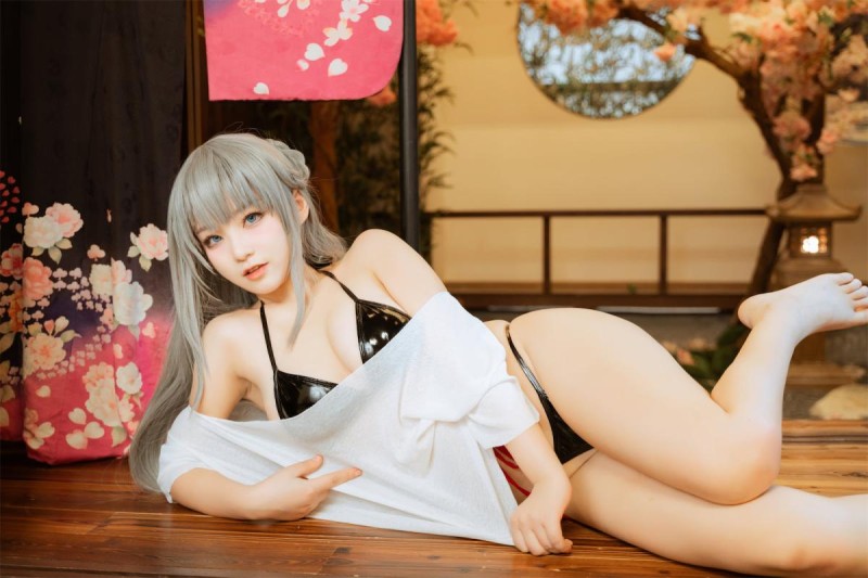 七七娜娜子COS美因茨皮肤珈琲纱罗，比基尼真大~44p