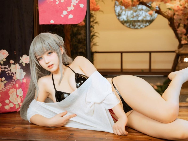 七七娜娜子COS美因茨皮肤珈琲纱罗，比基尼真大~44p