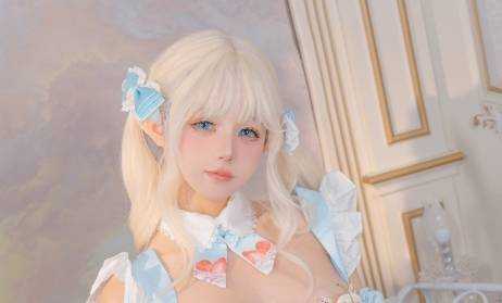 咬一口兔娘ovo_爱丽丝蛋糕：为你呈现梦幻与甜美的奇幻之旅